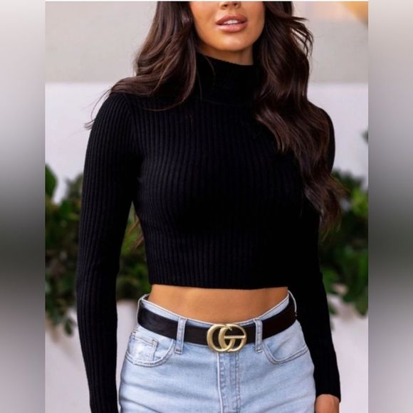 Ribbed Black Cropped Turtleneck - Picture 4 of 8